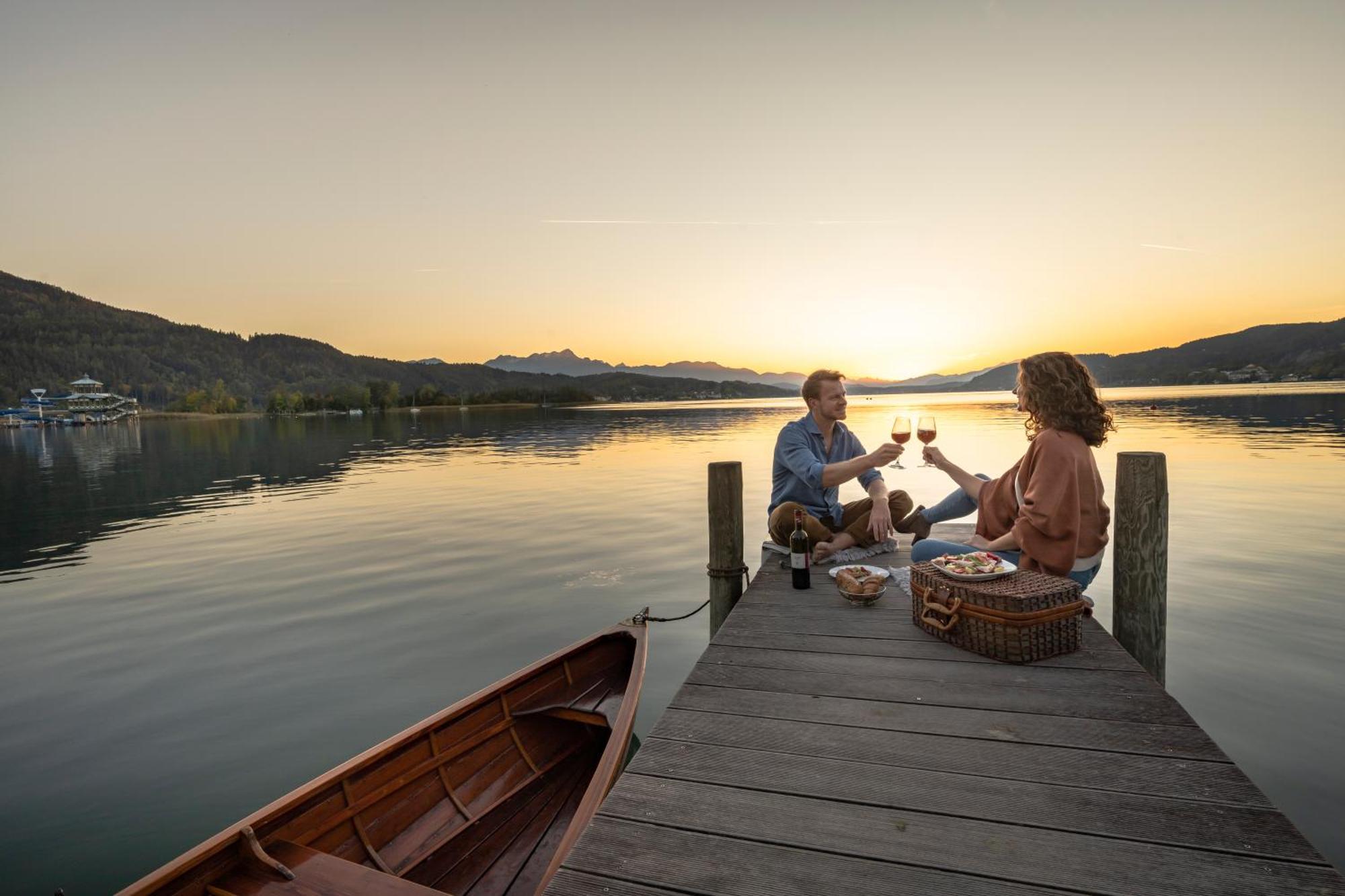 Apartment Klagenfurt - Landhaus Wulfenia Klagenfurt am Woerthersee Buitenkant foto